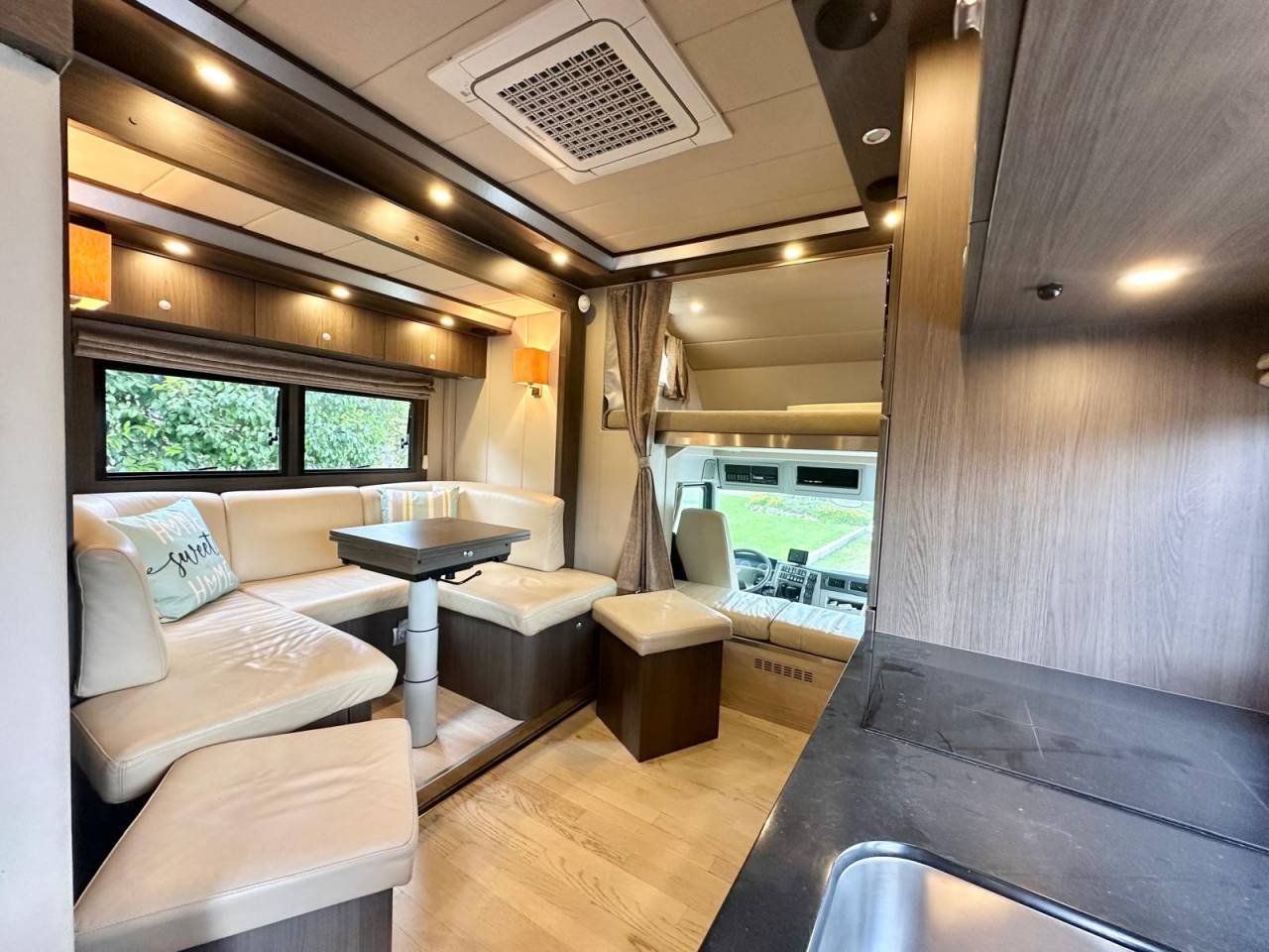 Camion per Cavalli Volvo pop out 2011 Occasione