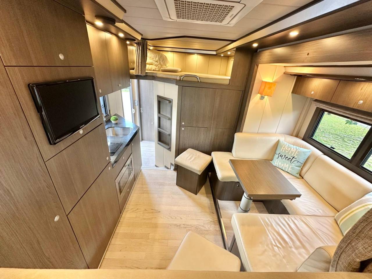 Camion per Cavalli Volvo pop out 2011 Occasione