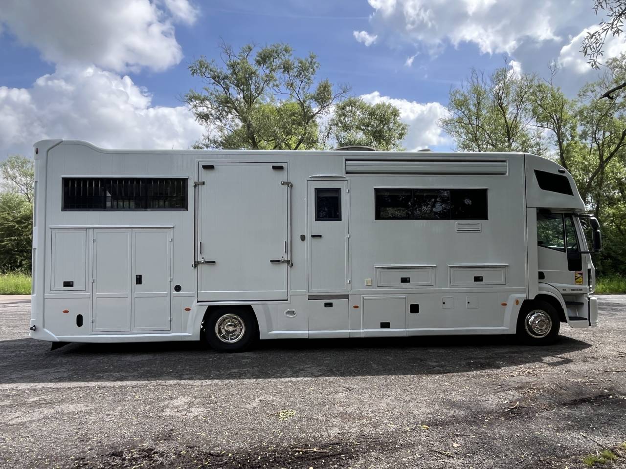 Camion per Cavalli Iveco IVECO 0 Occasione