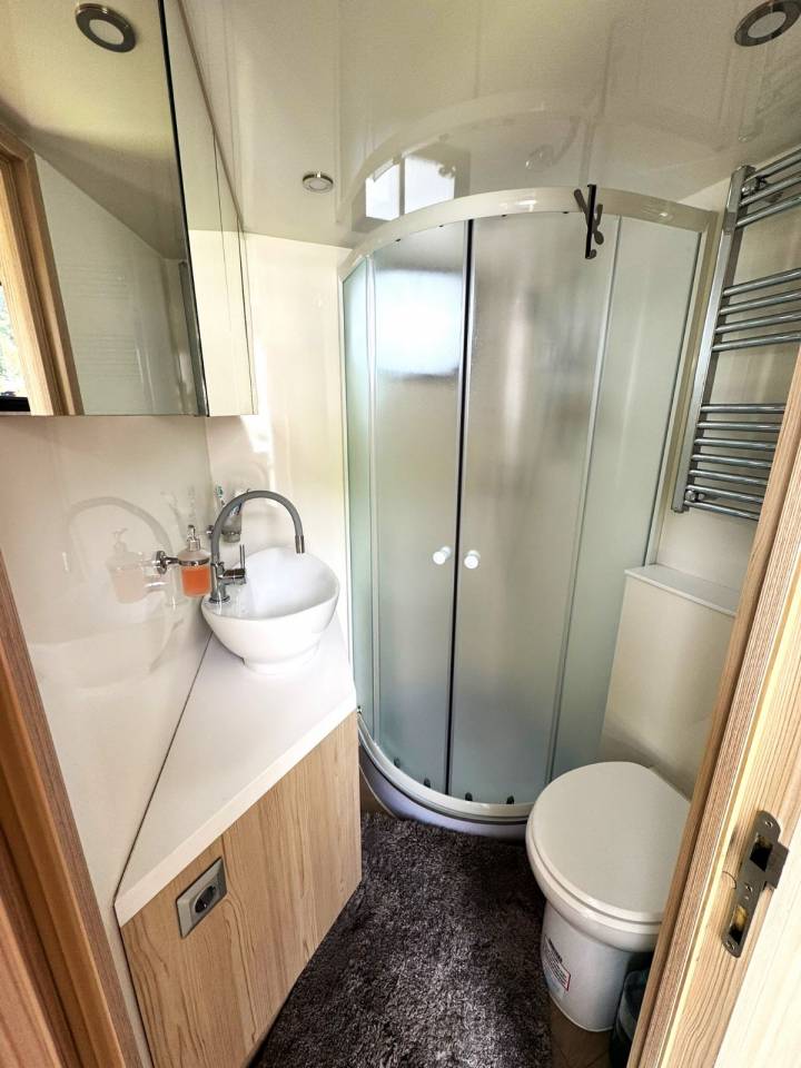 Camion per Cavalli Altra marca VOLVO 0 Occasione