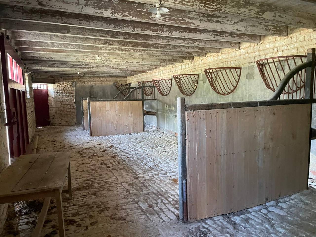 Proprietà equestre In vendita Deux-Sèvres