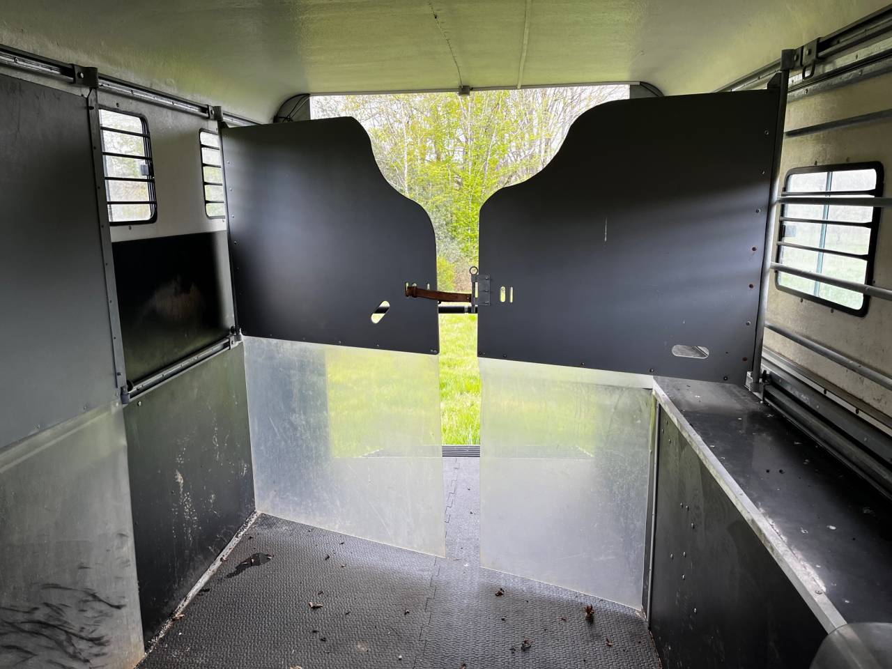 Van per Cavalli Iveco IVECO 35C18 / Semi Remorque VOW 2010 Occasione