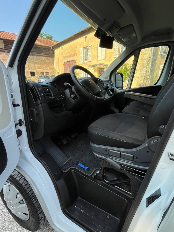 Van per Cavalli Altra marca PEUGEOT 0 Nuovo