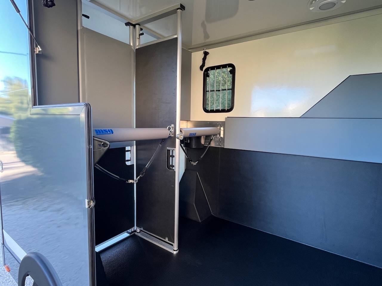 Van per Cavalli Altra marca PEUGEOT 0 Nuovo