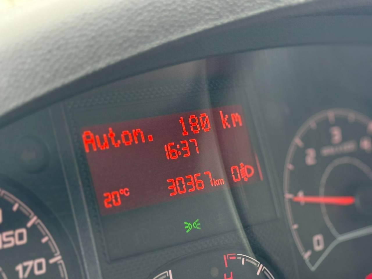 Van per Cavalli Theault PEUGEOT BOXER 150CH STALLE 2015 Occasione