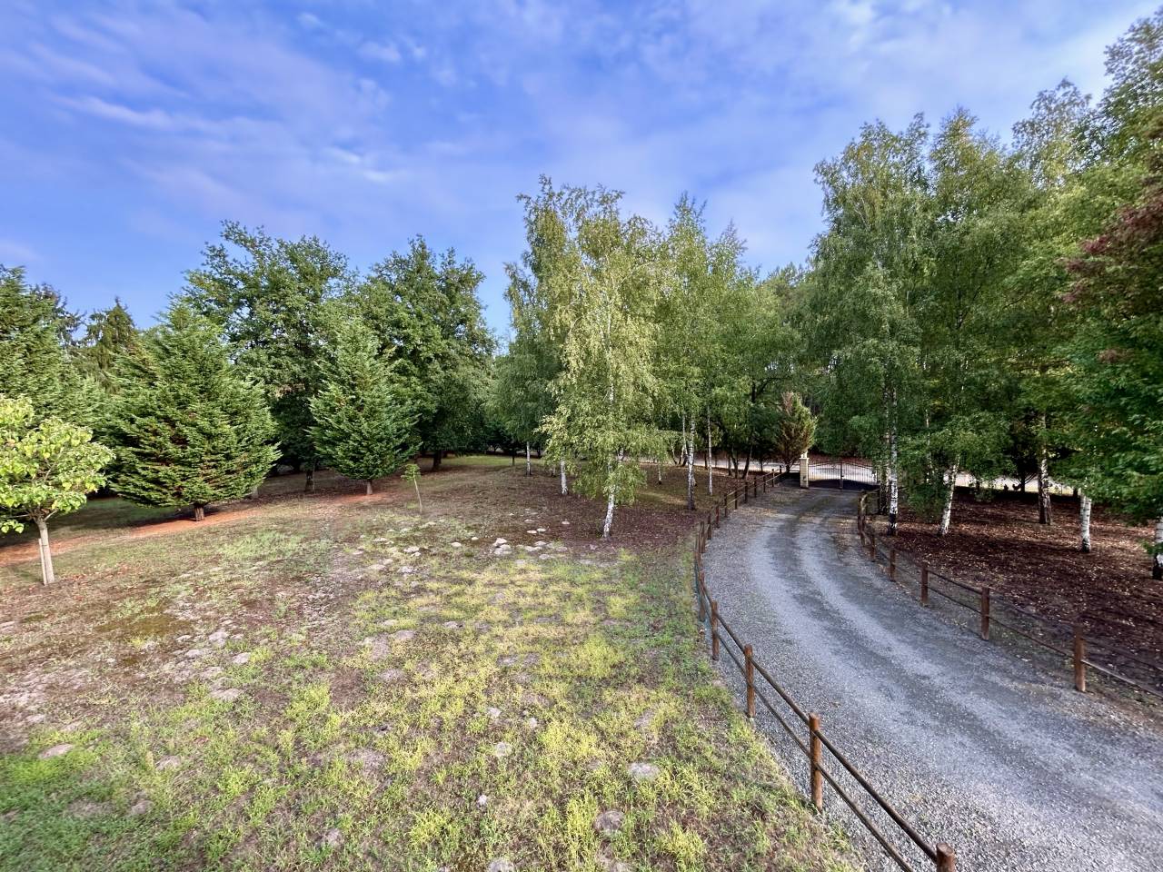 Propriet&agrave; rurale In vendita Sarthe