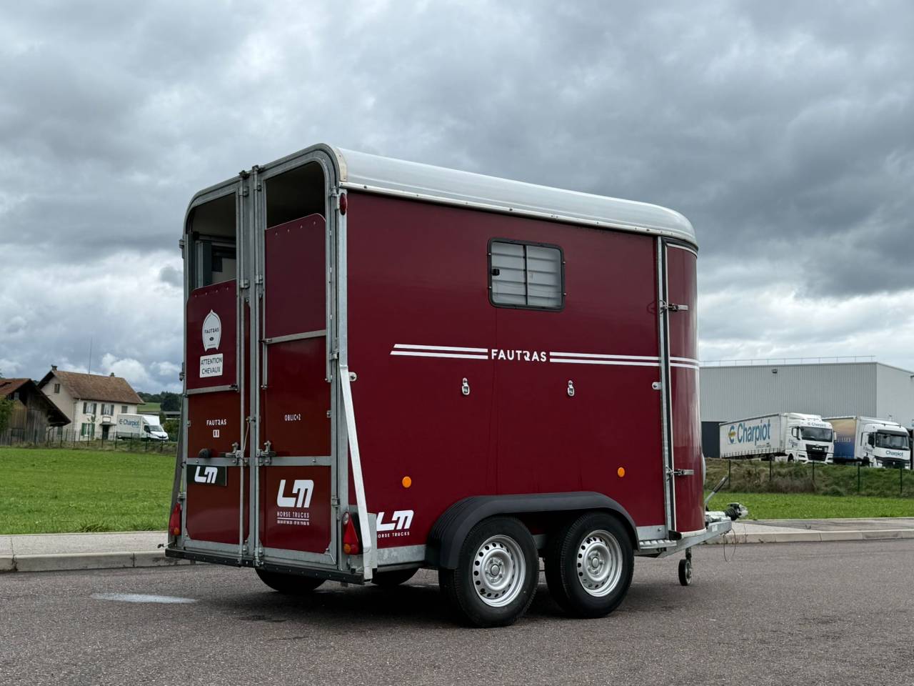 Trailer Fautras OBLIC 2+ 2 Cavalli 2023 Occasione