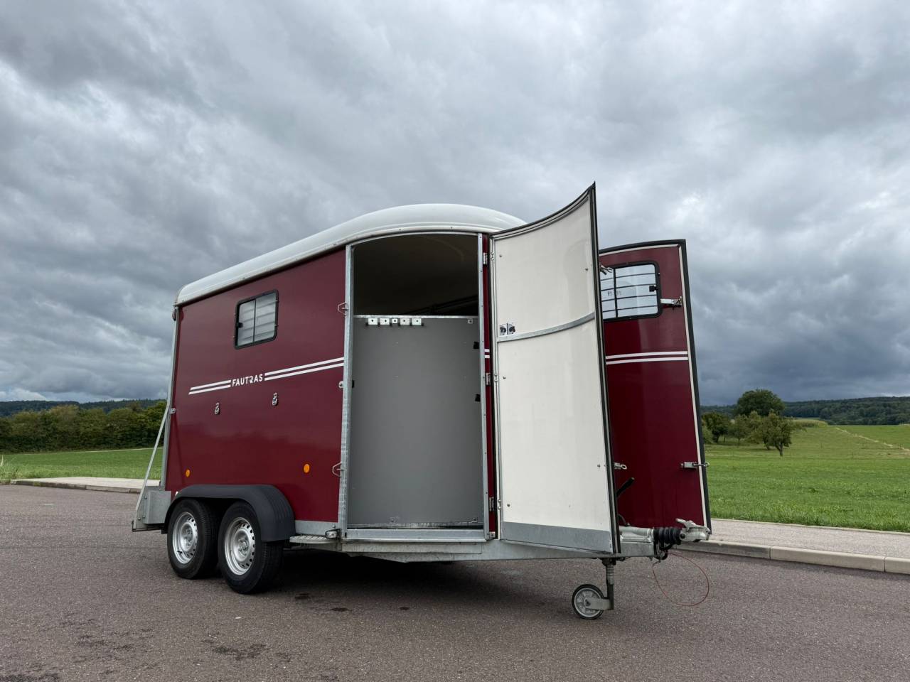 Trailer Fautras OBLIC 2+ 2 Cavalli 2023 Occasione