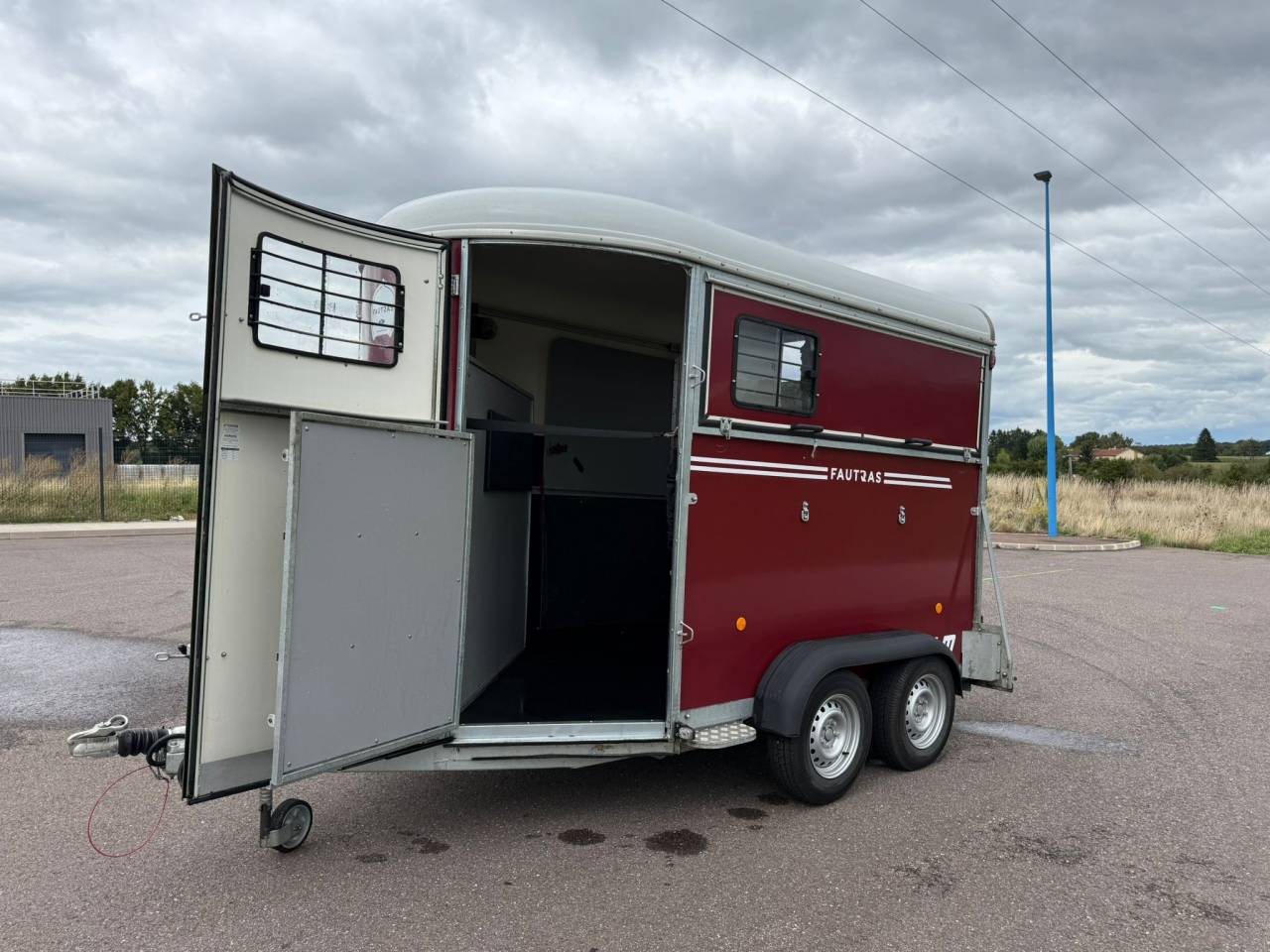 Trailer Fautras OBLIC 2+ 2 Cavalli 2023 Occasione