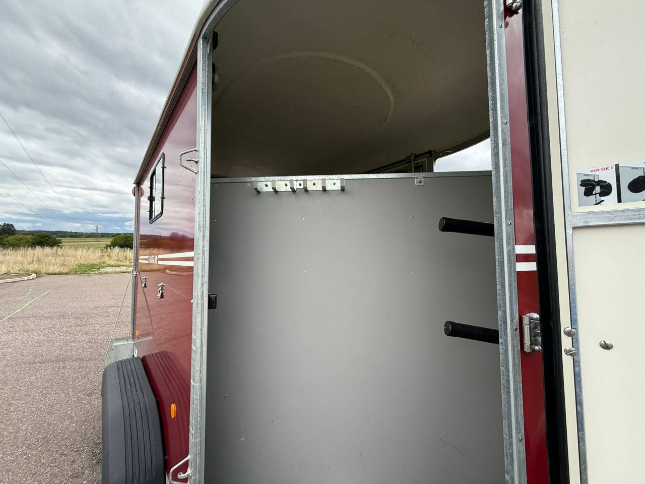 Trailer Fautras OBLIC 2+ 2 Cavalli 2023 Occasione