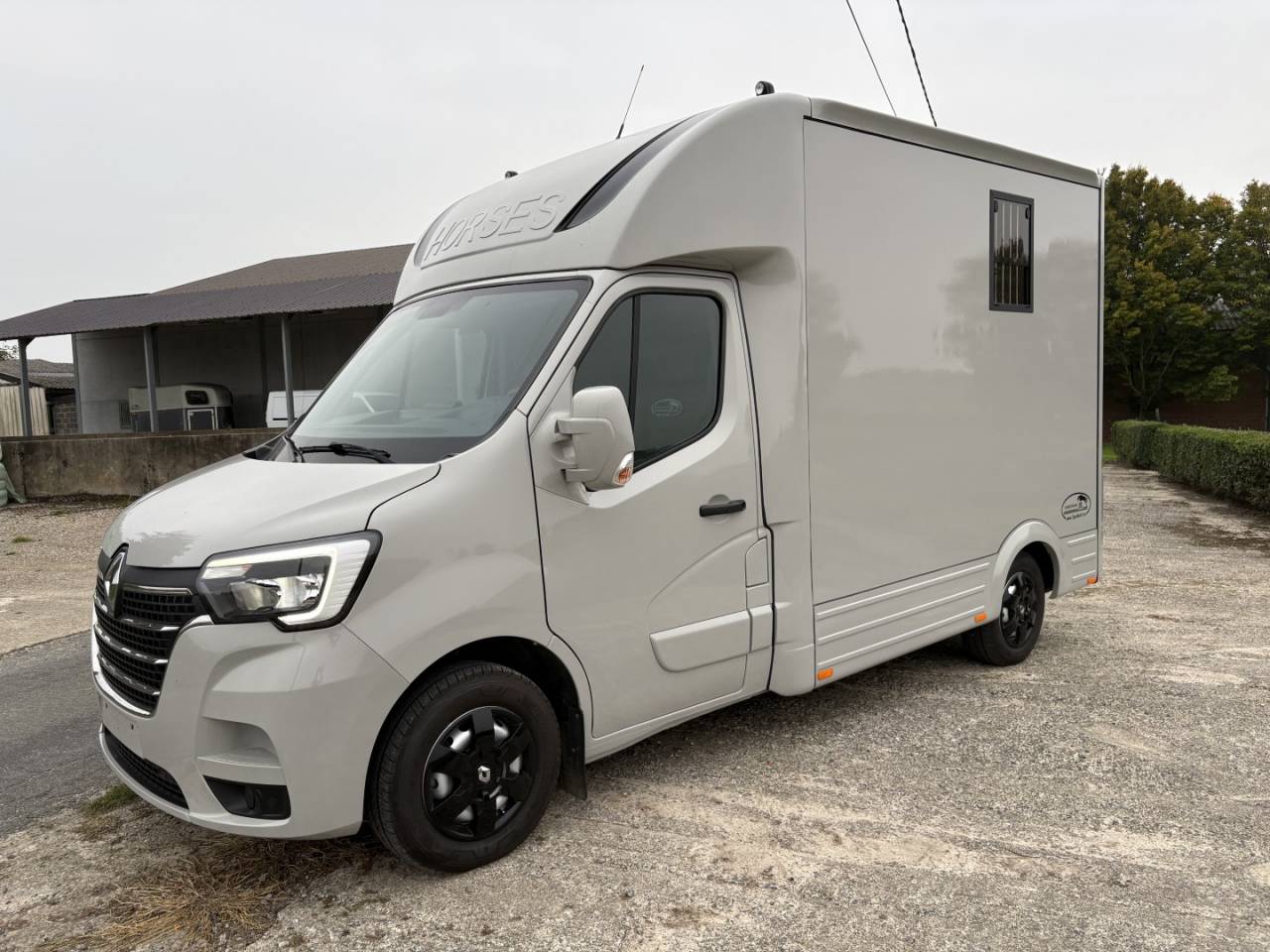 Van per Cavalli Renault Master 2022 Nuovo