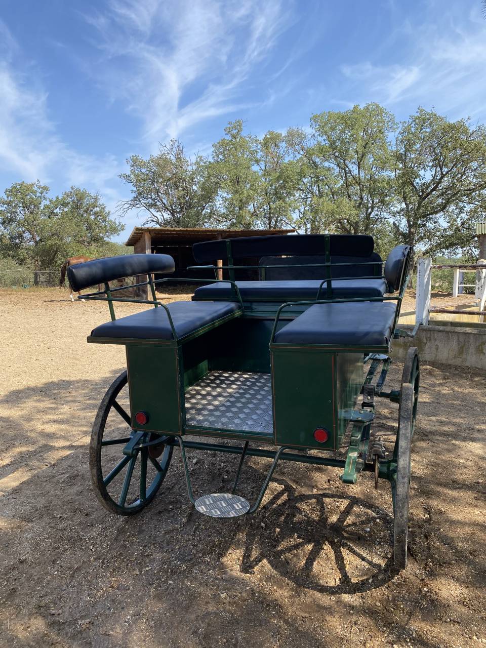 Attacchi - Vis-à-vis Berrard  