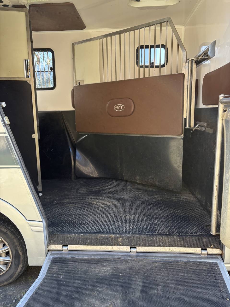 Van per Cavalli Renault Master 3 2021 Occasione