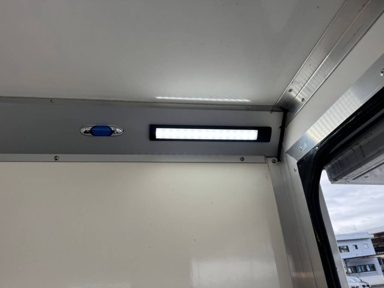 Van per Cavalli Cavalcar CAVALCAR 5 PLACES 2020 Occasione