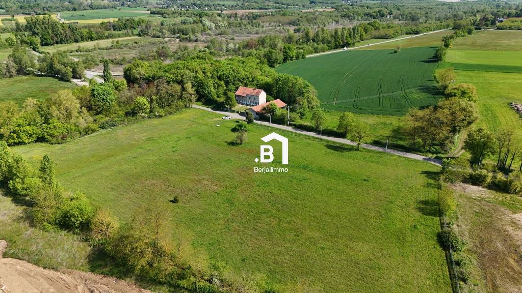 Proprietà equestre In vendita Isère