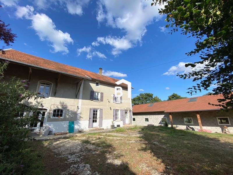 Proprietà equestre In vendita Isère