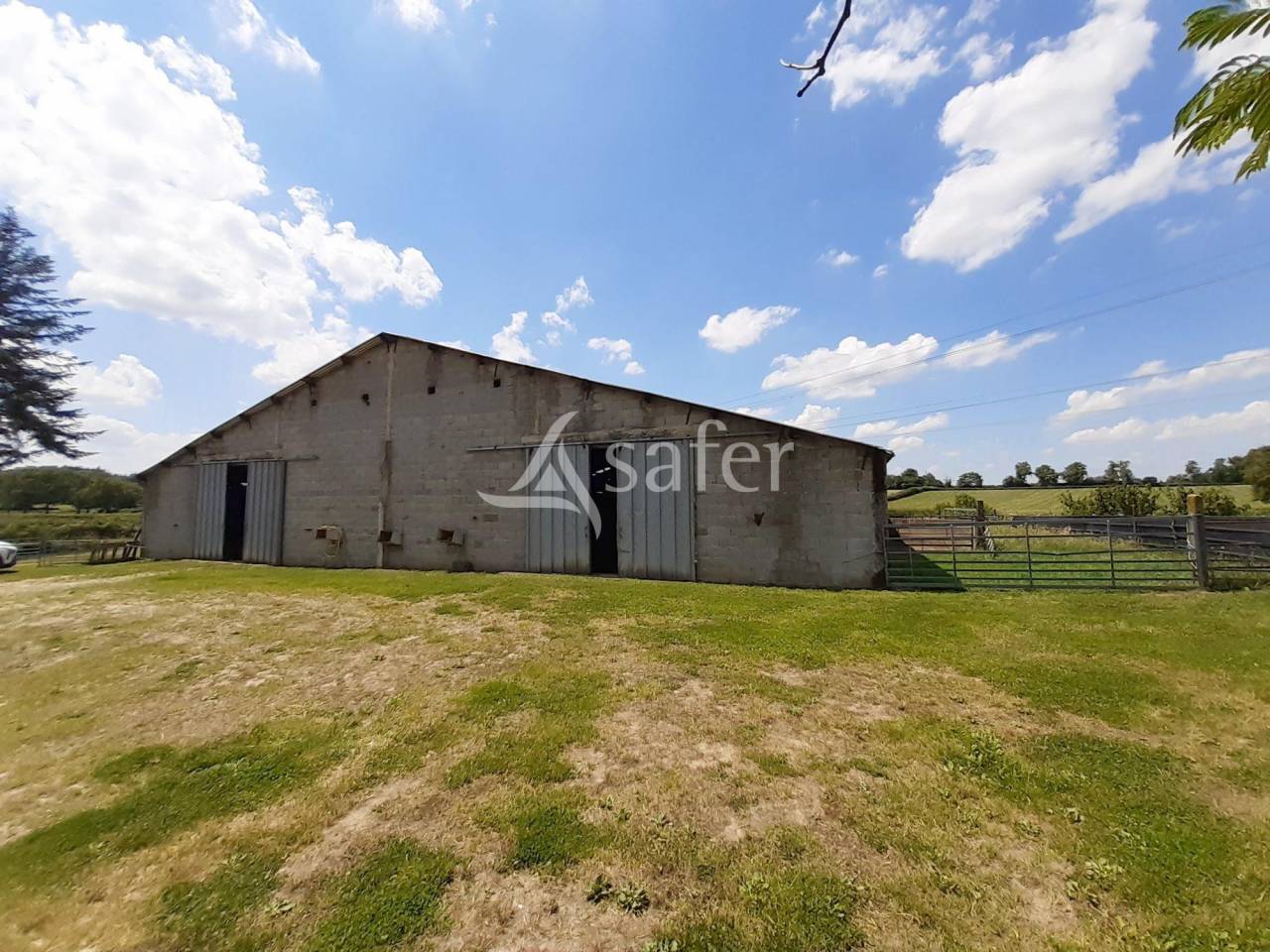 Azienda agricola In vendita Deux-Sèvres