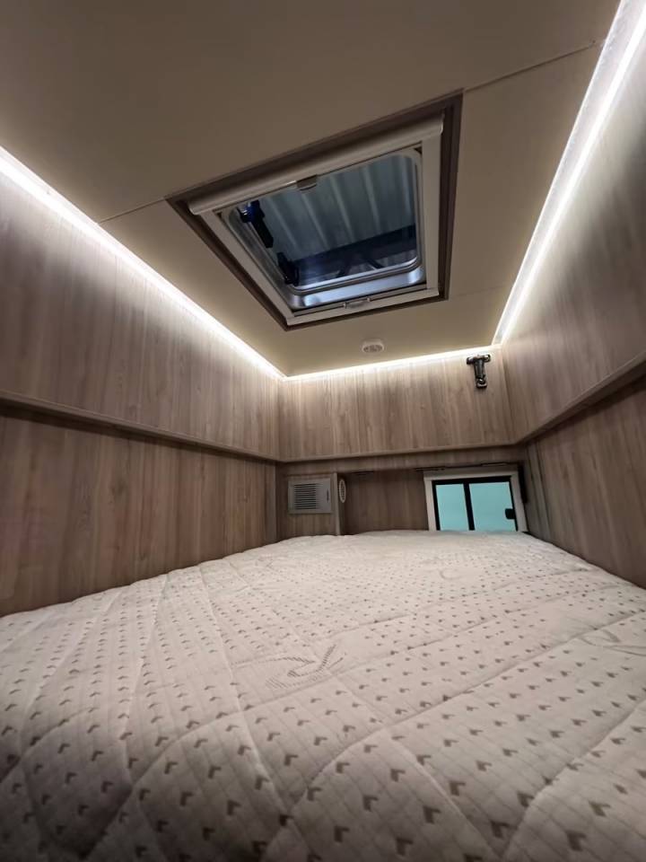 Camion per Cavalli Altra marca VOLVO 0 Occasione