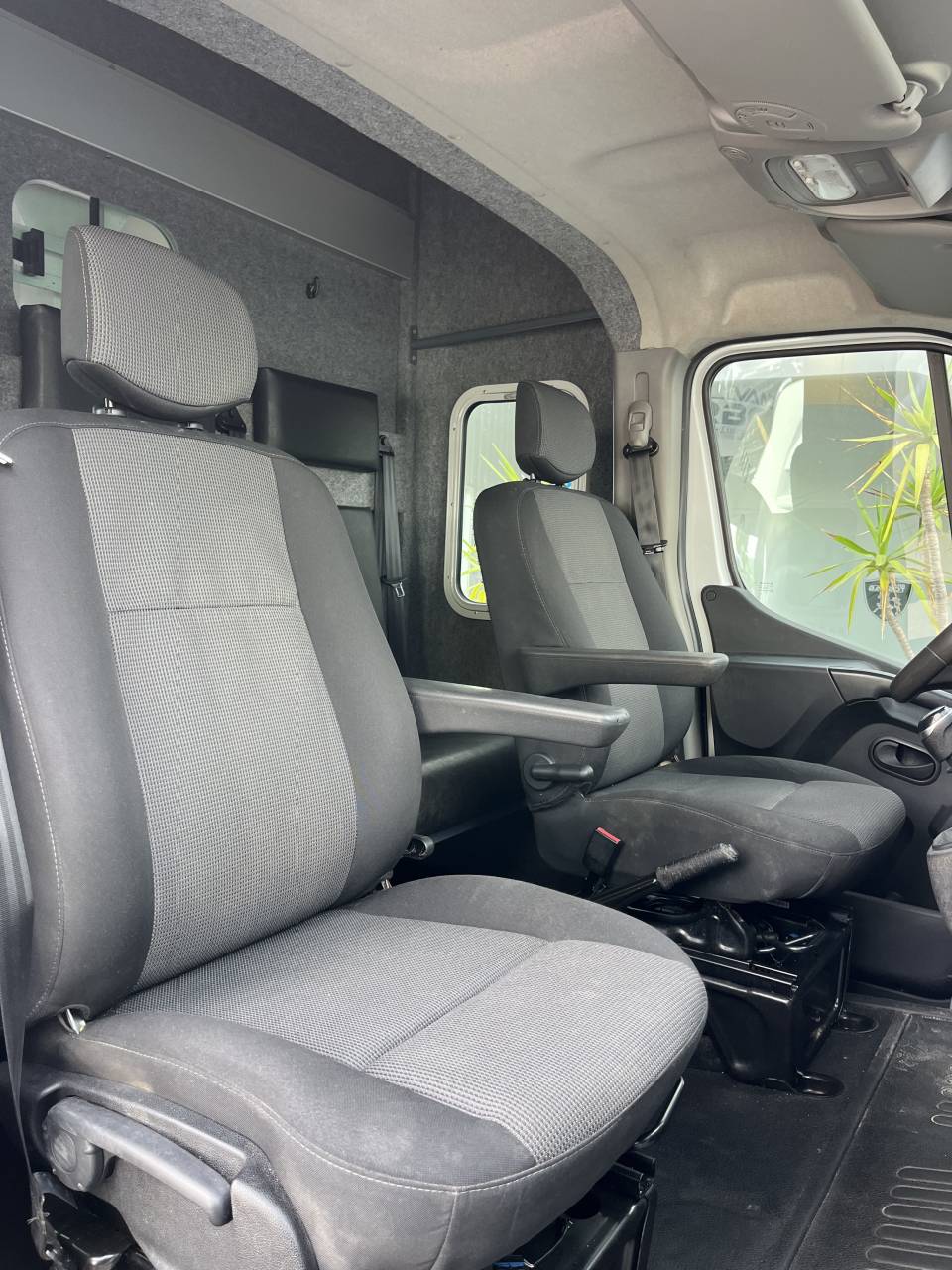 Van per Cavalli Barbot D5 2021 Occasione