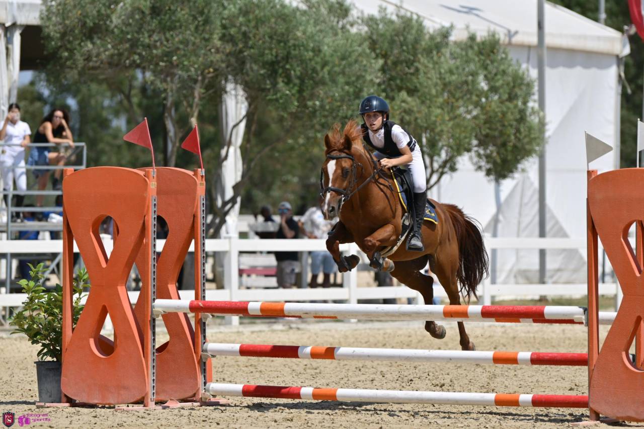 Super pony sportivo 147cm 7 anni