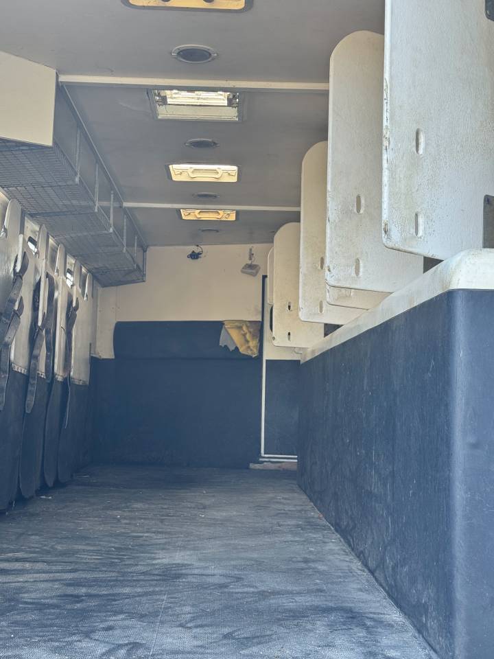 Camion per Cavalli Scania 94XS 2000 Occasione