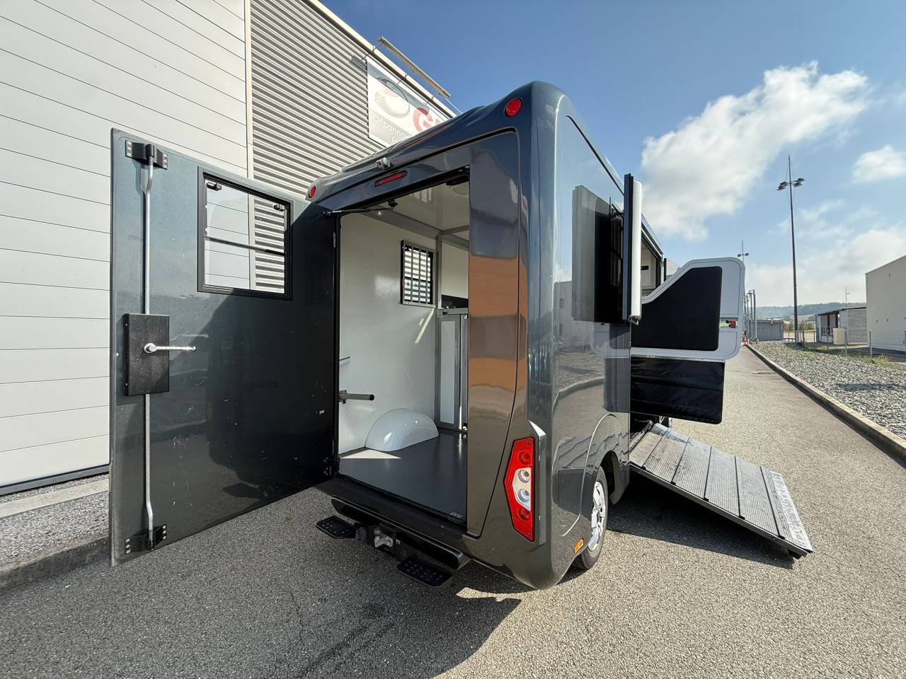 Van per Cavalli STX MOVANO 165CH 2018 Occasione