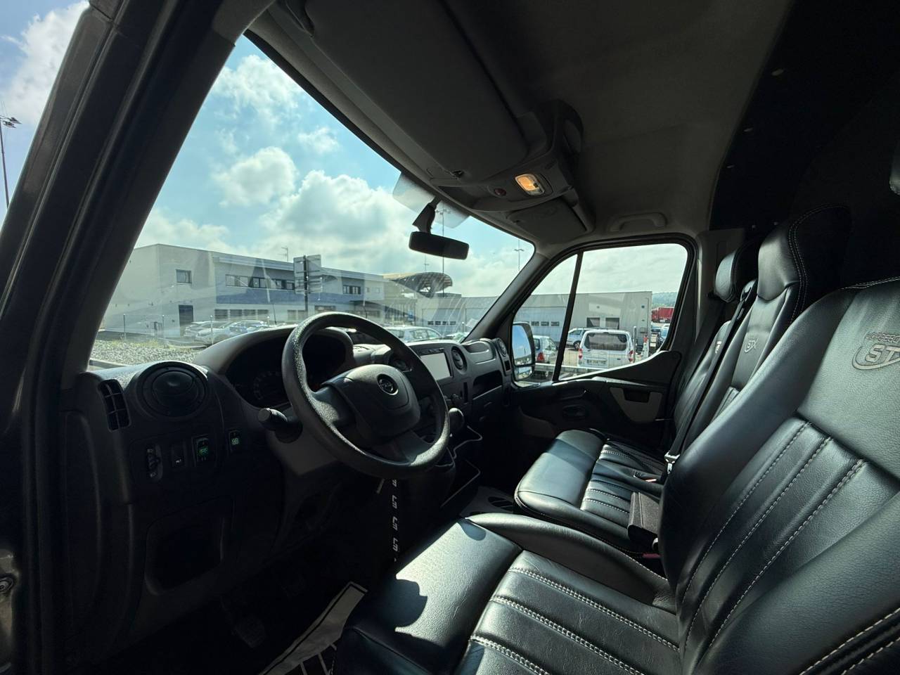 Van per Cavalli STX MOVANO 165CH 2018 Occasione