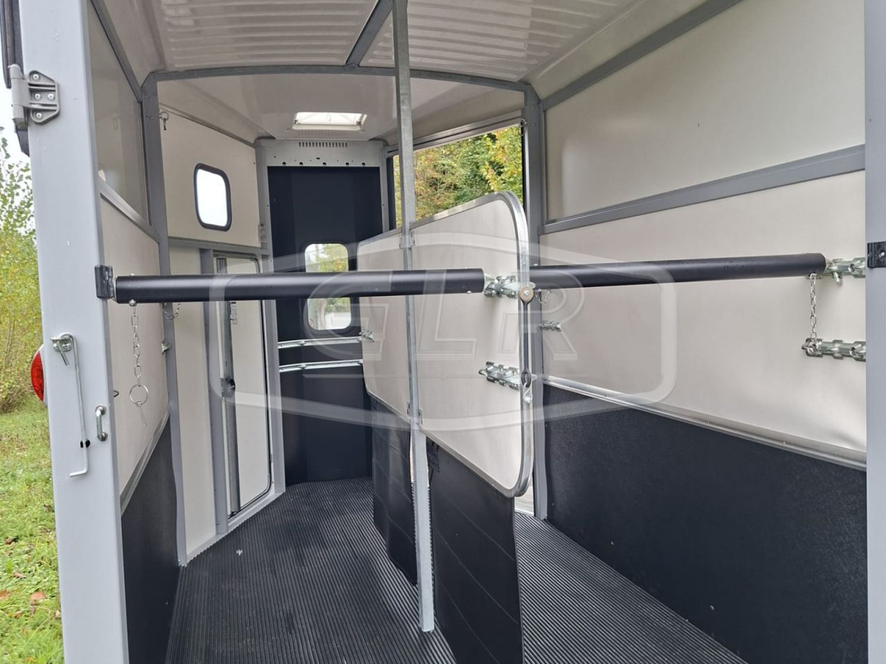 Trailer Ifor Williams HB 511 PONT PORTE 2 Cavalli 2025 Nuovo