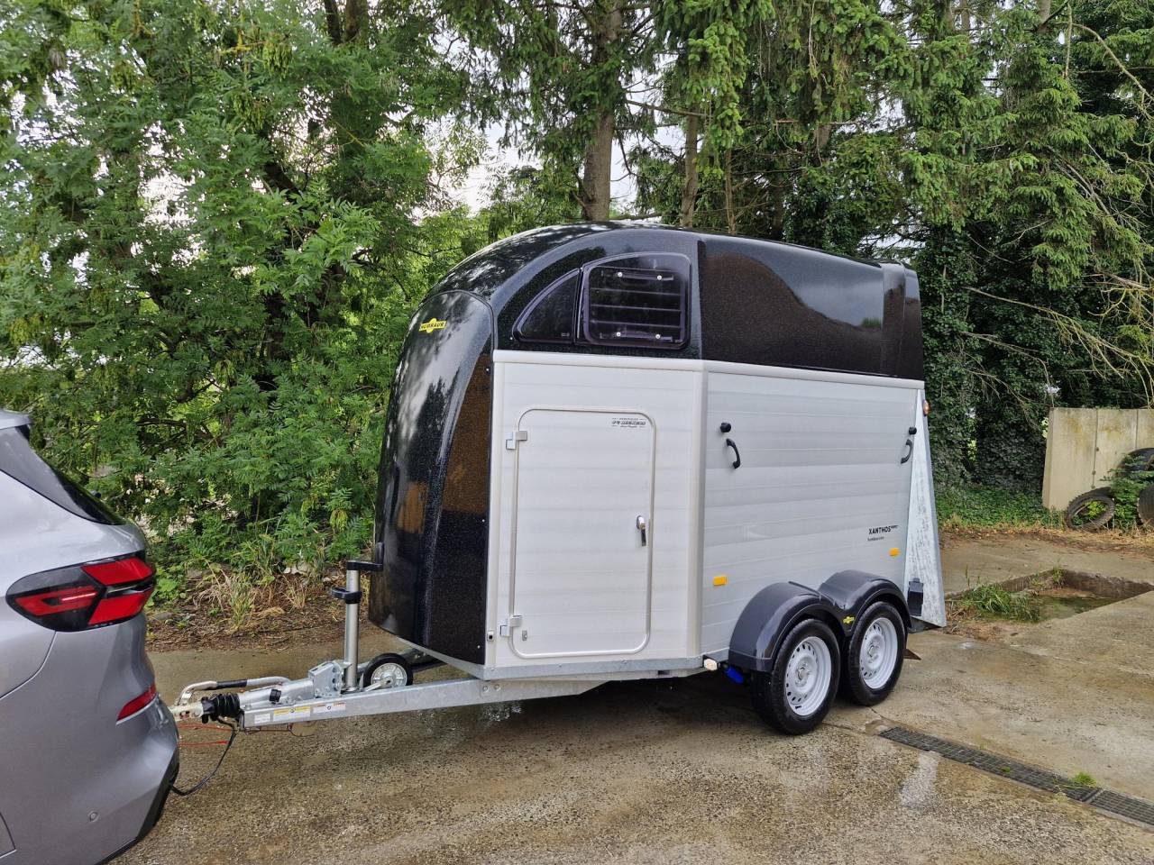Trailer Humbaur Xhanthos Aero 2 Cavalli 2022 Occasione