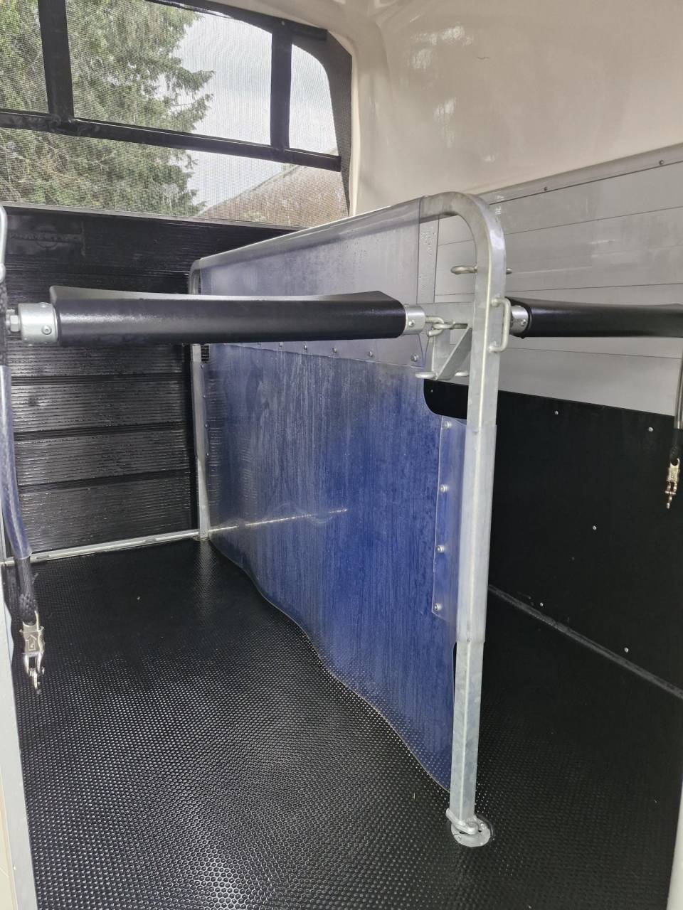 Trailer Humbaur Xhanthos Aero 2 Cavalli 2022 Occasione