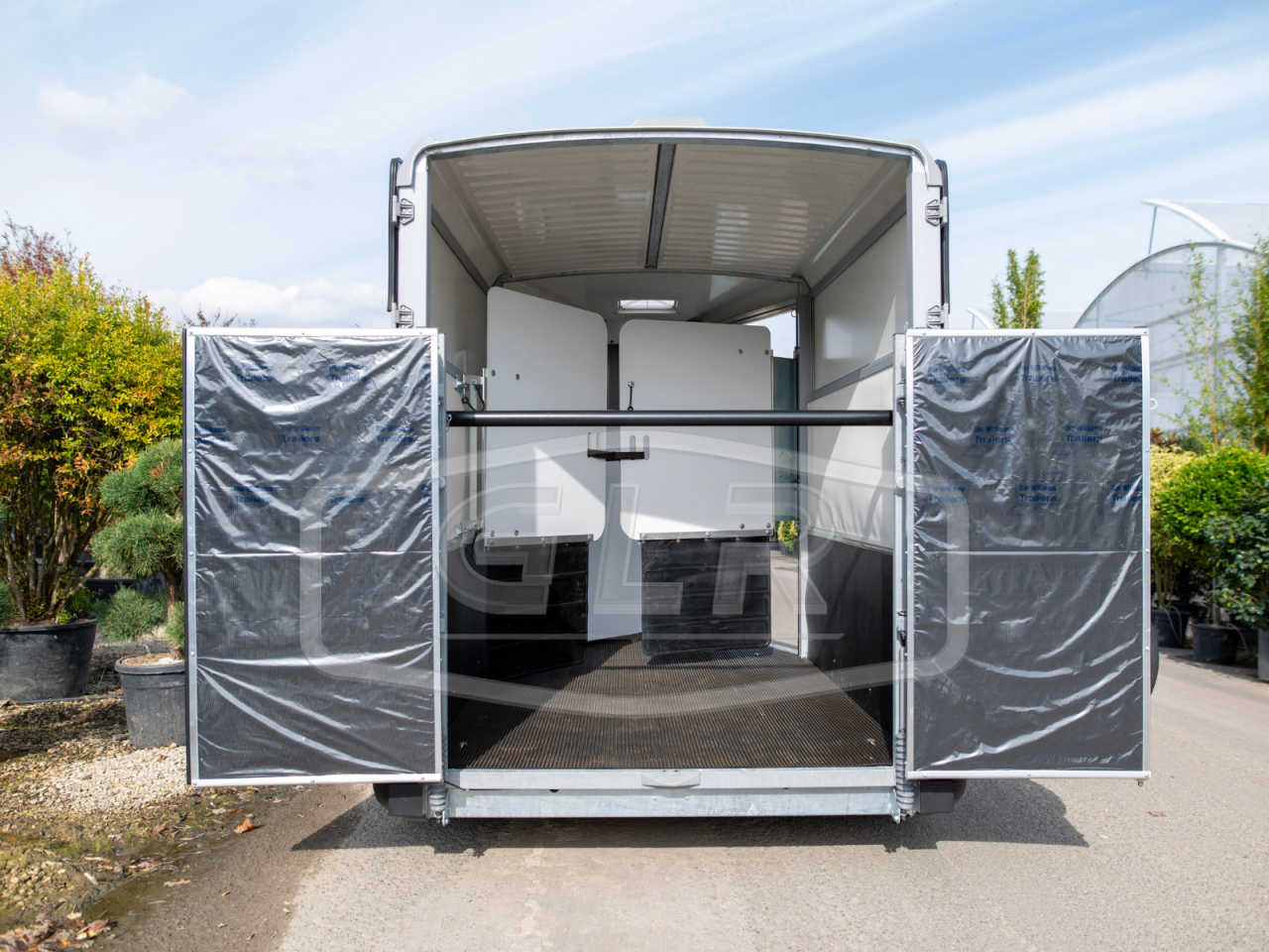 Trailer Ifor Williams HB 511 DIAGONAL PP 2 Cavalli 2025 Nuovo