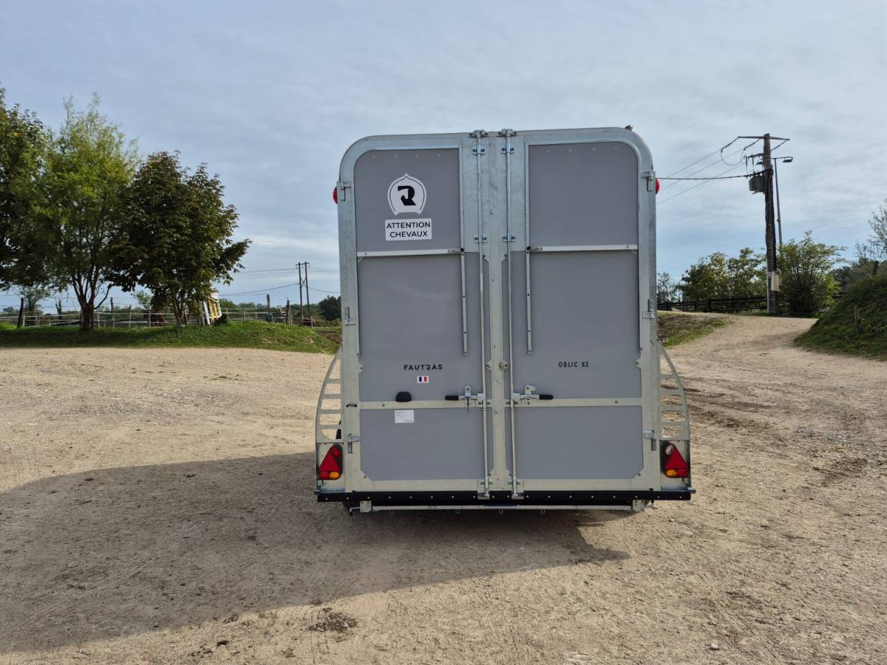 Trailer Fautras Oblic X2 2 Cavalli 2025 Nuovo