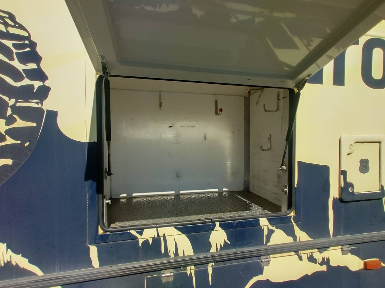 Camion per Cavalli Scania L144 6x2 2003 Occasione