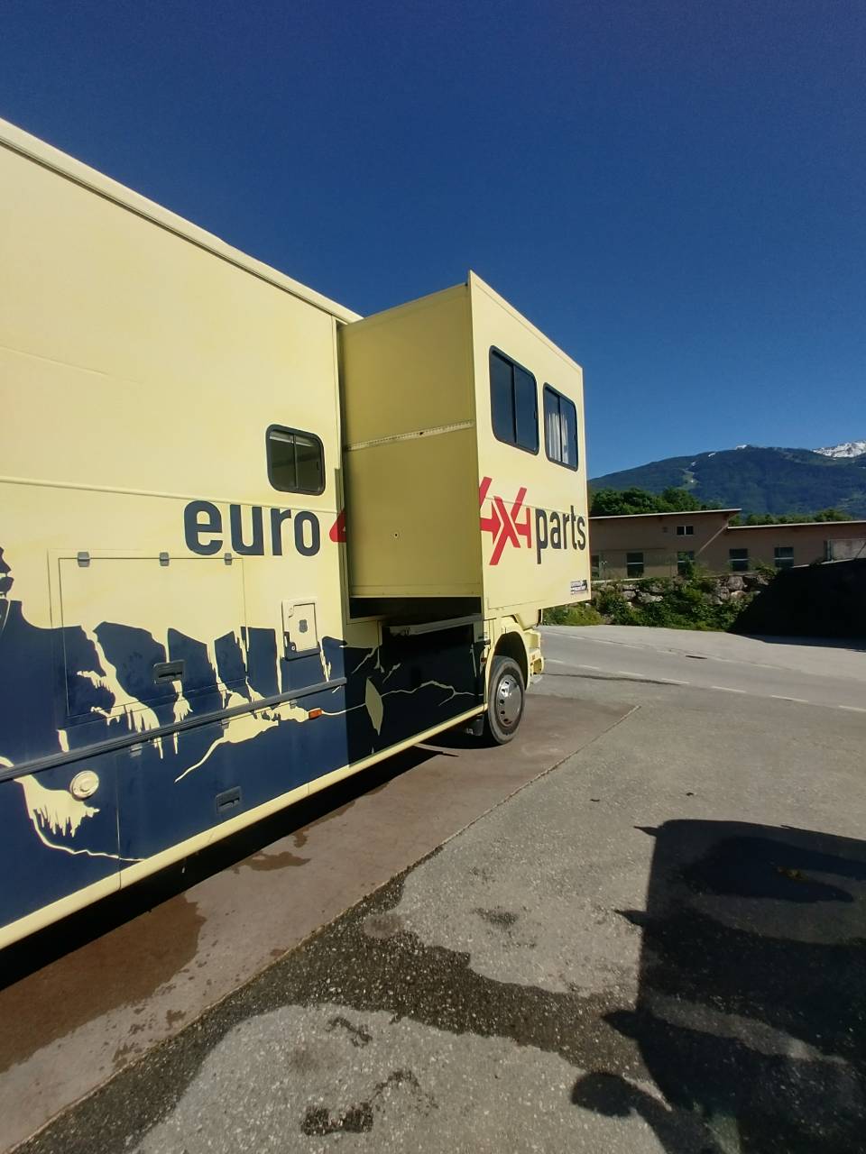 Camion per Cavalli Scania L144 6x2 2003 Occasione