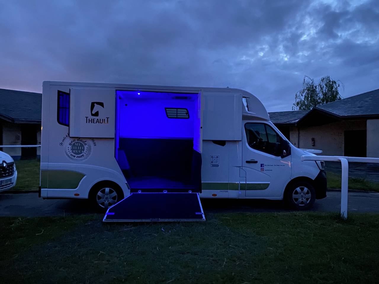 Van per Cavalli Theault Proteo 2020 Occasione