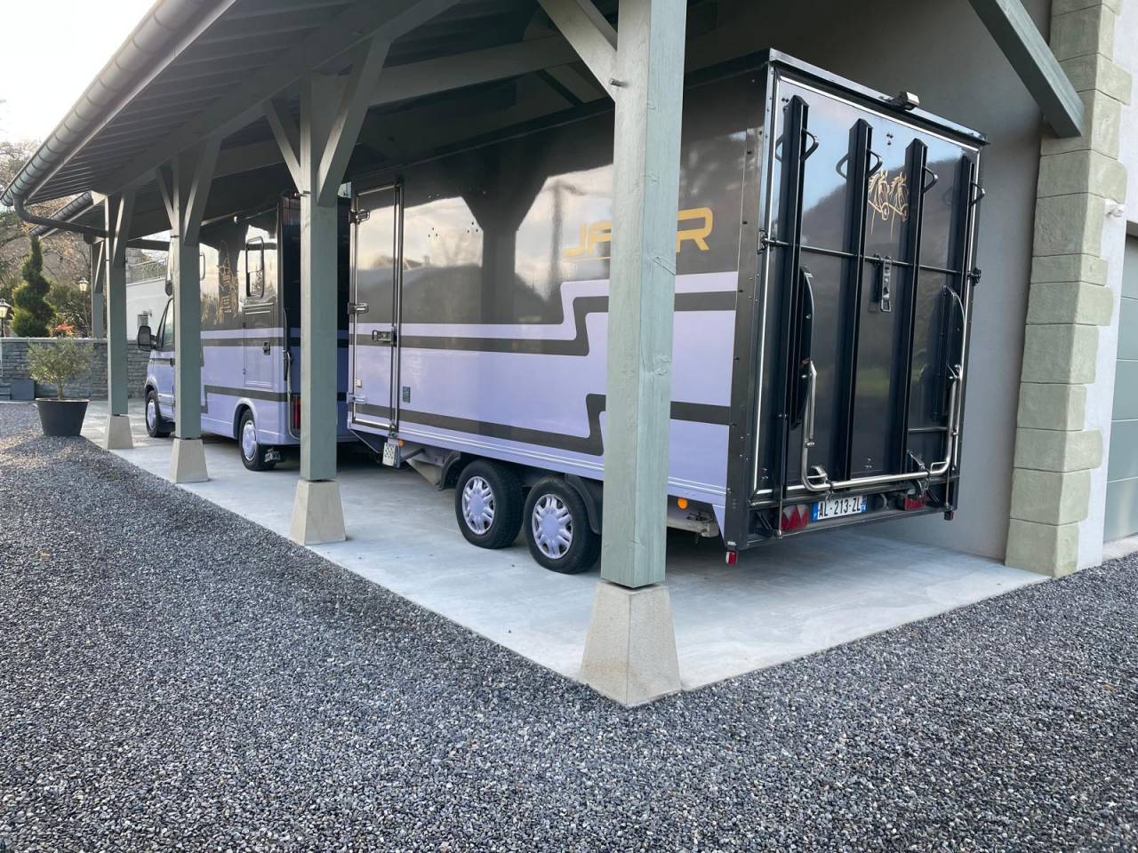 Van per Cavalli Renault Master 2006 Occasione