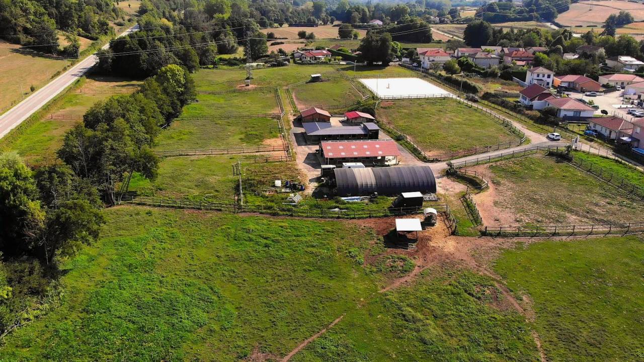 Scuderia per proprietari In vendita Isère