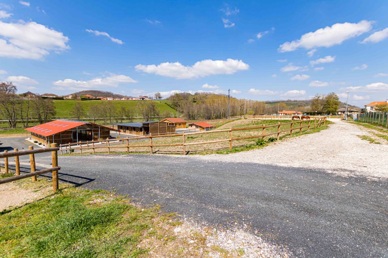 Scuderia per proprietari In vendita Isère