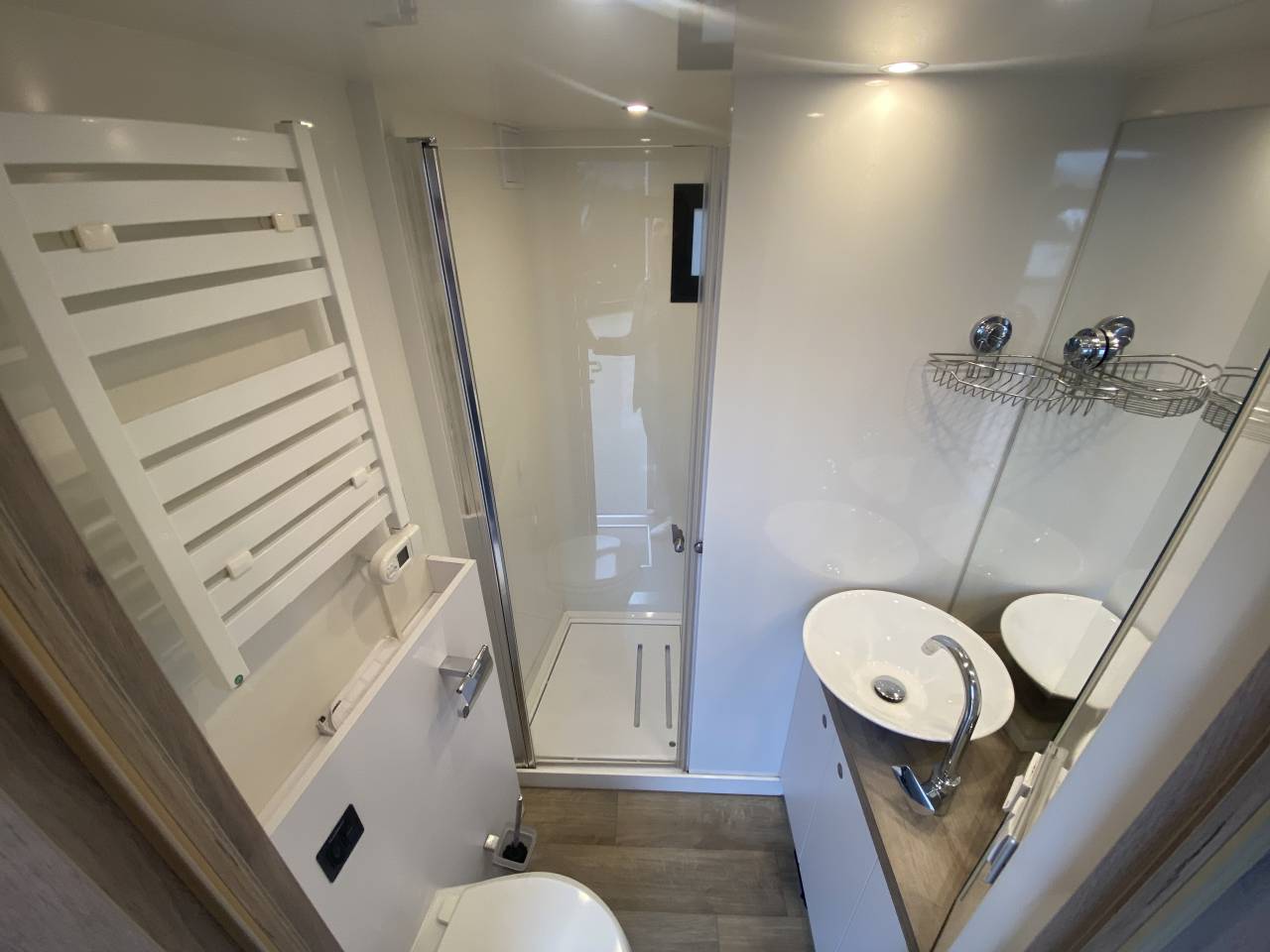 Camion per Cavalli AKX  2024 Occasione