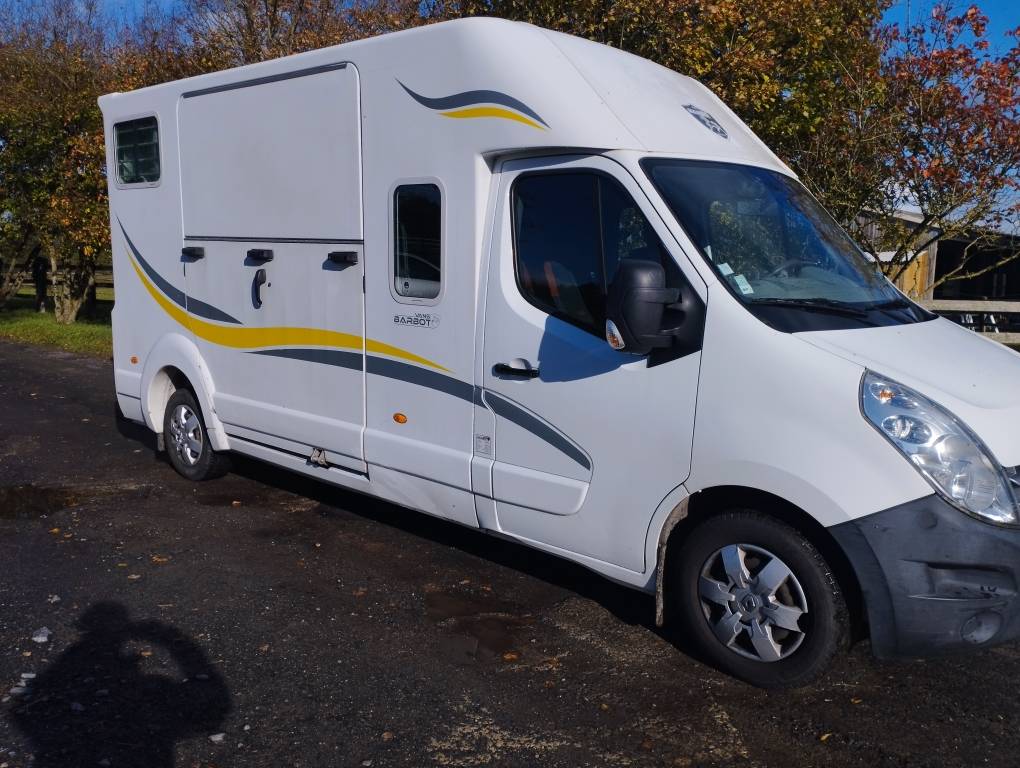 Van per Cavalli Renault MASTER 150 2014 Occasione