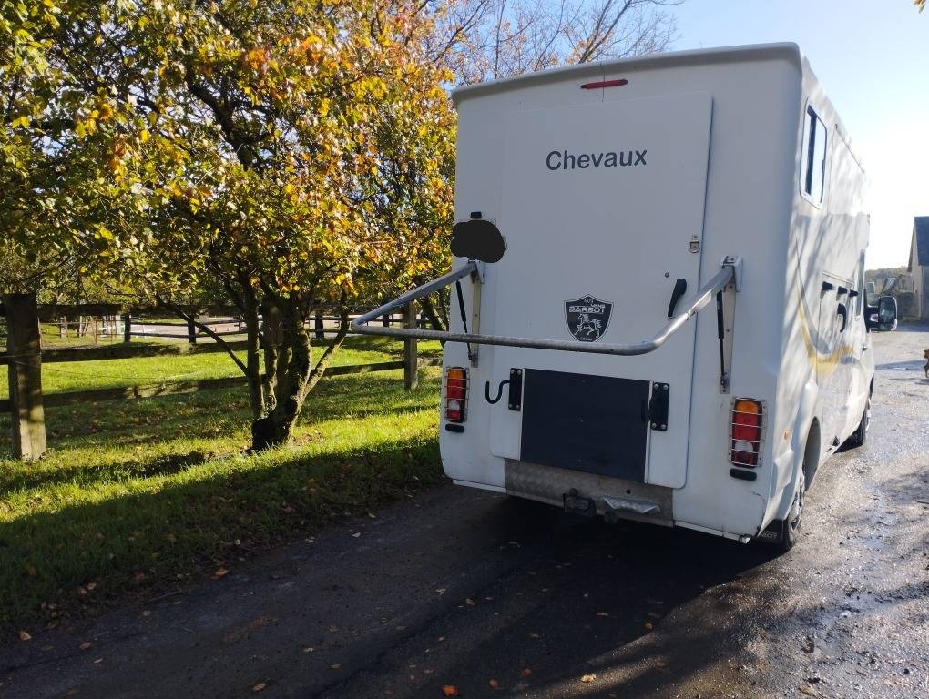 Van per Cavalli Renault MASTER 150 2014 Occasione