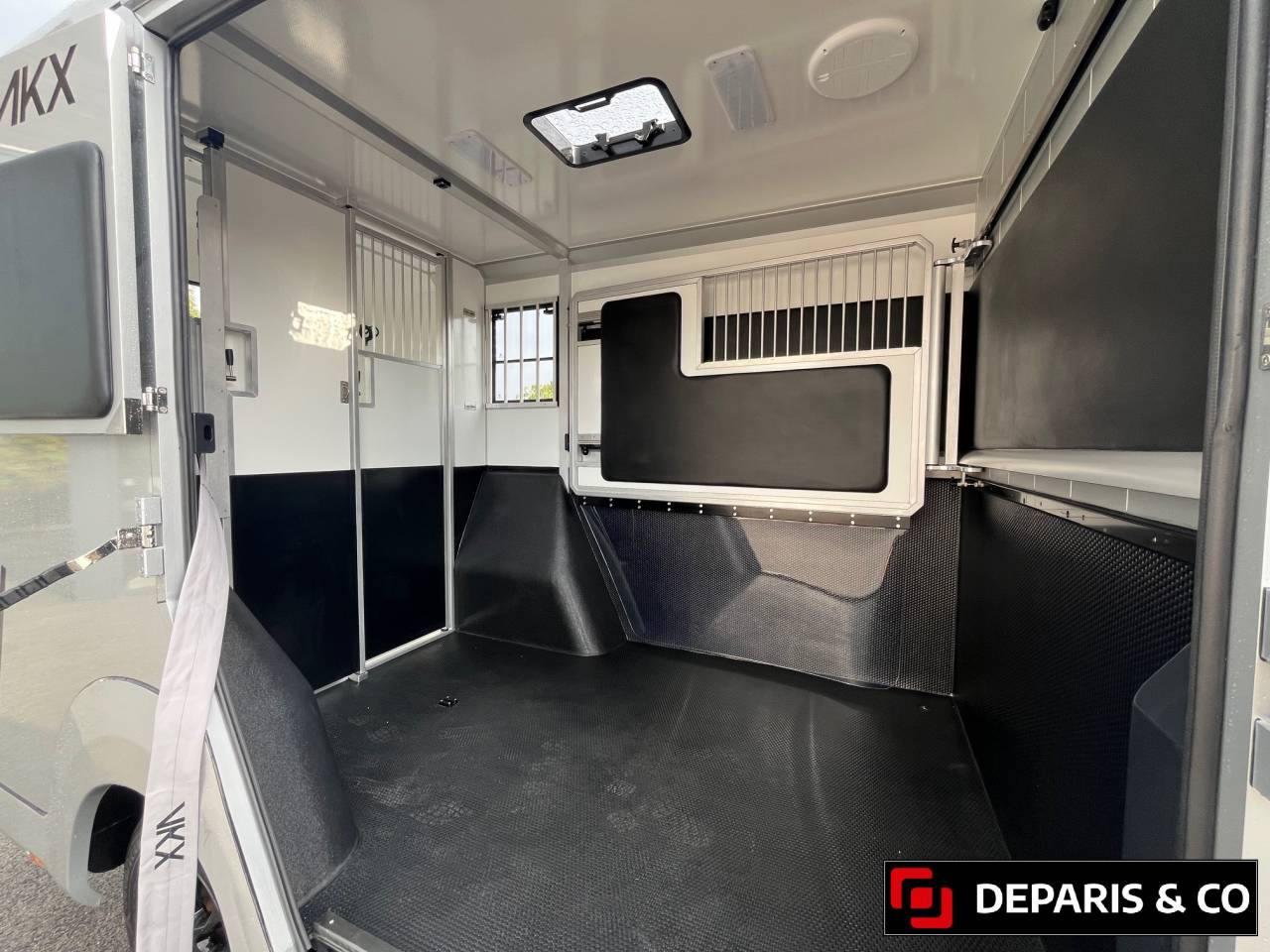 Van per Cavalli AKX  2025 Nuovo