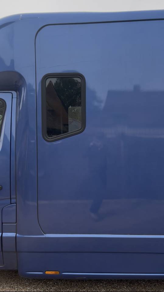 Van per Cavalli Renault DCI 180 2021 Occasione