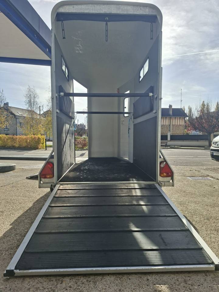 Trailer Cheval Liberté Touring One 1,5 Cavalli 2024 Occasione