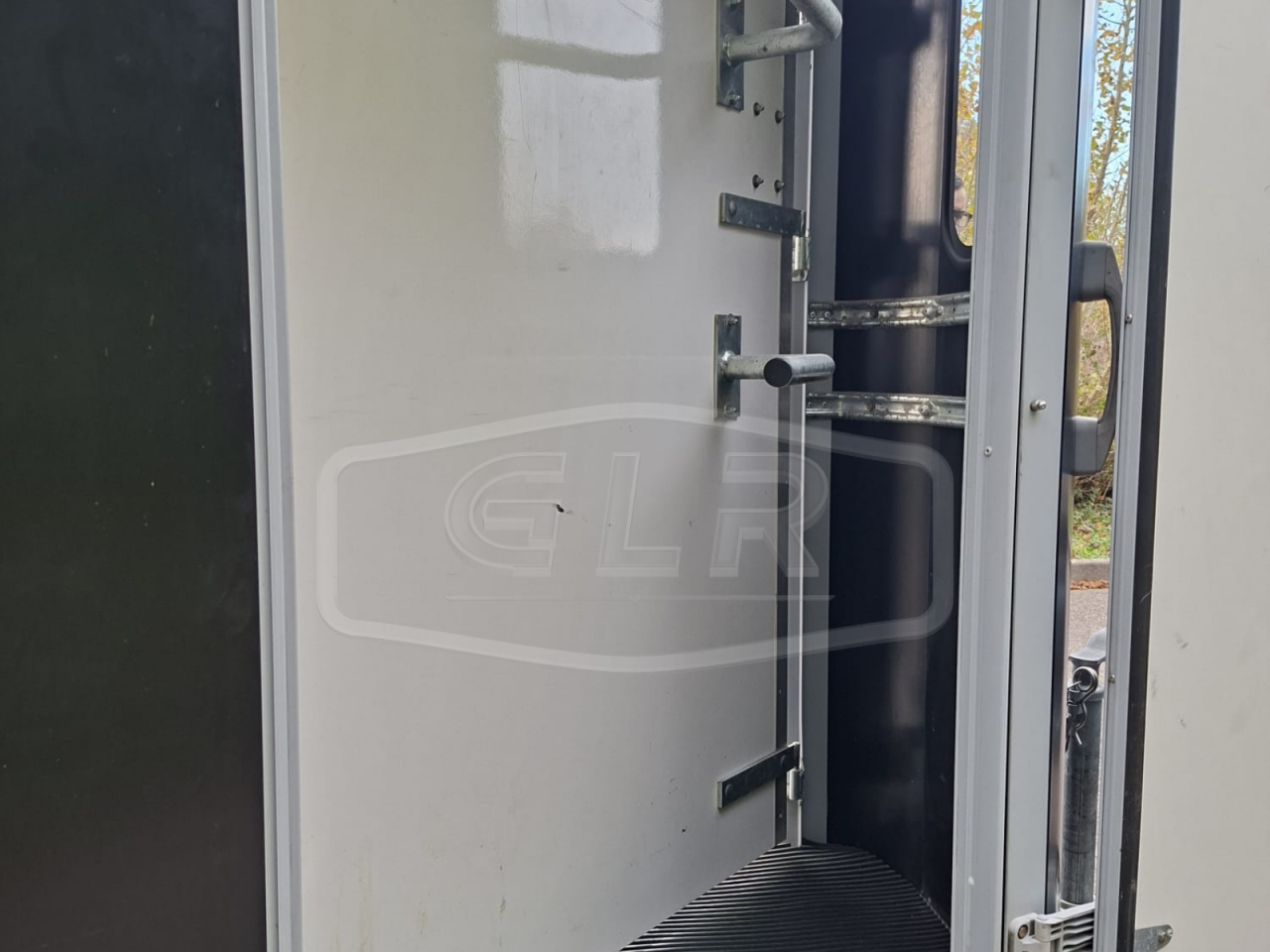 Trailer Ifor Williams HB 511 OBLIQUE PP 2 Cavalli 2017 Occasione