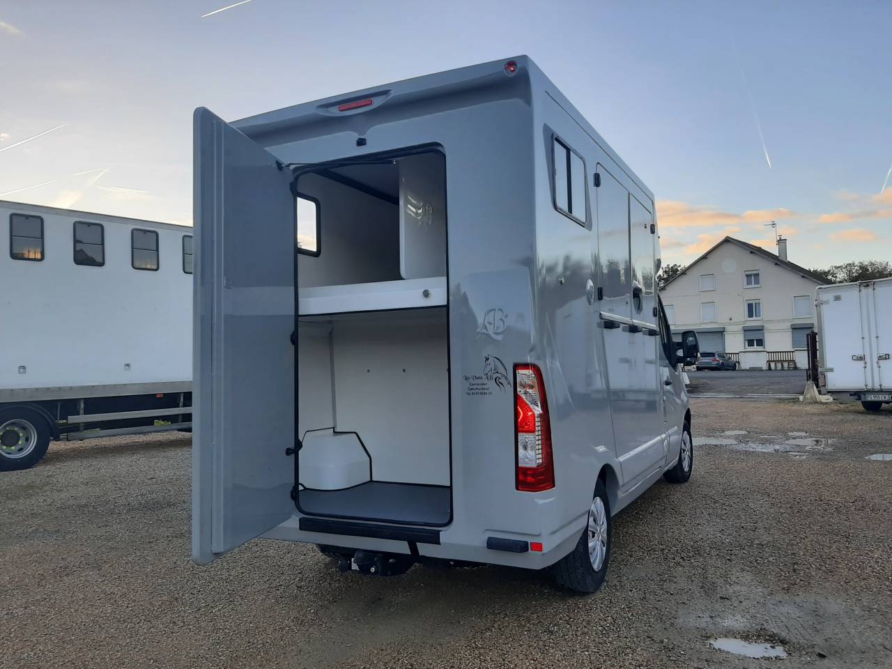 Van per Cavalli Renault Master 3 2018 Occasione