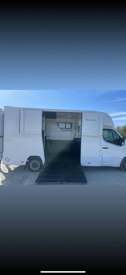 Van per Cavalli Chardron Renault Master 2023 Nuovo
