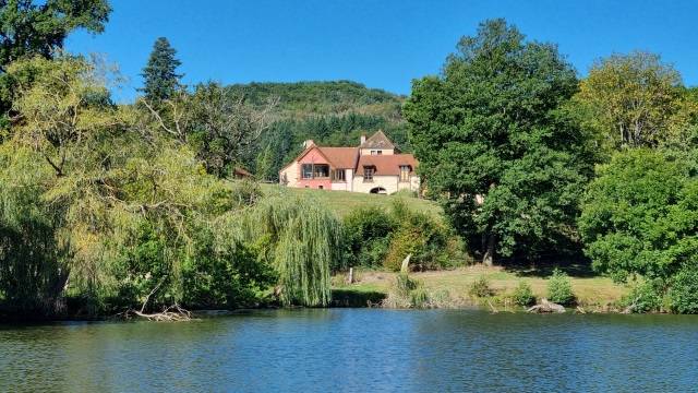 Propriet&agrave; rurale In vendita Sa&ocirc;ne-et-Loire