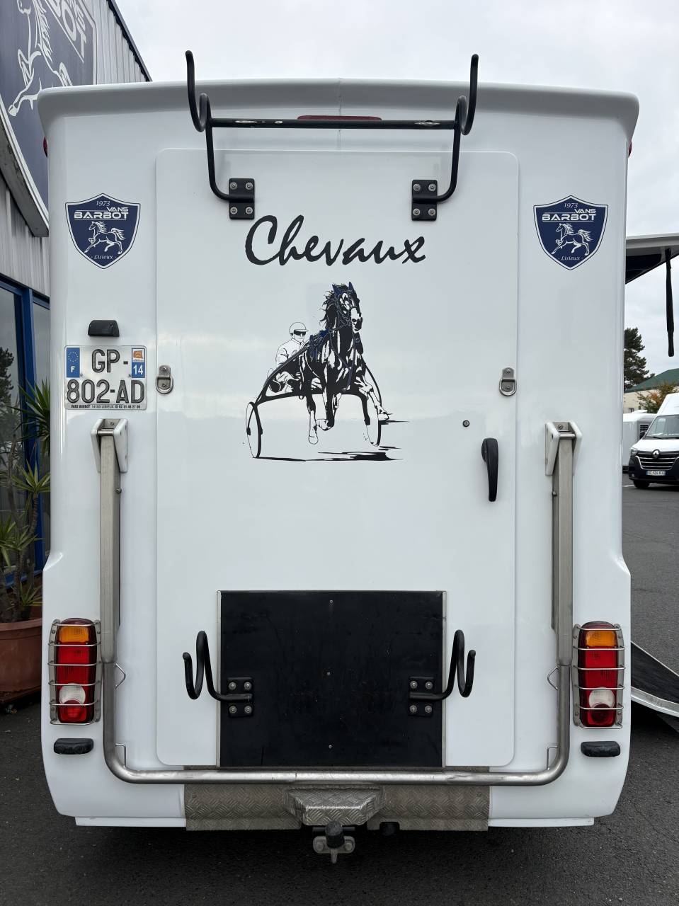 Van per Cavalli Barbot D5 2023 Occasione