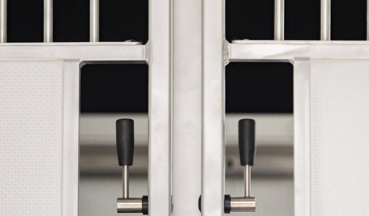 Van per Cavalli AKX Akx stallion 2025 Nuovo